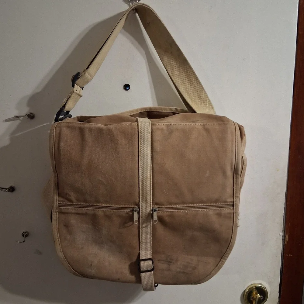 Domke F-802 Reporter's Satchel Needs TLC Fair Sand